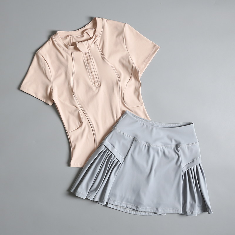 Running sports suit for women  - đánh giá và giá Badminton Question